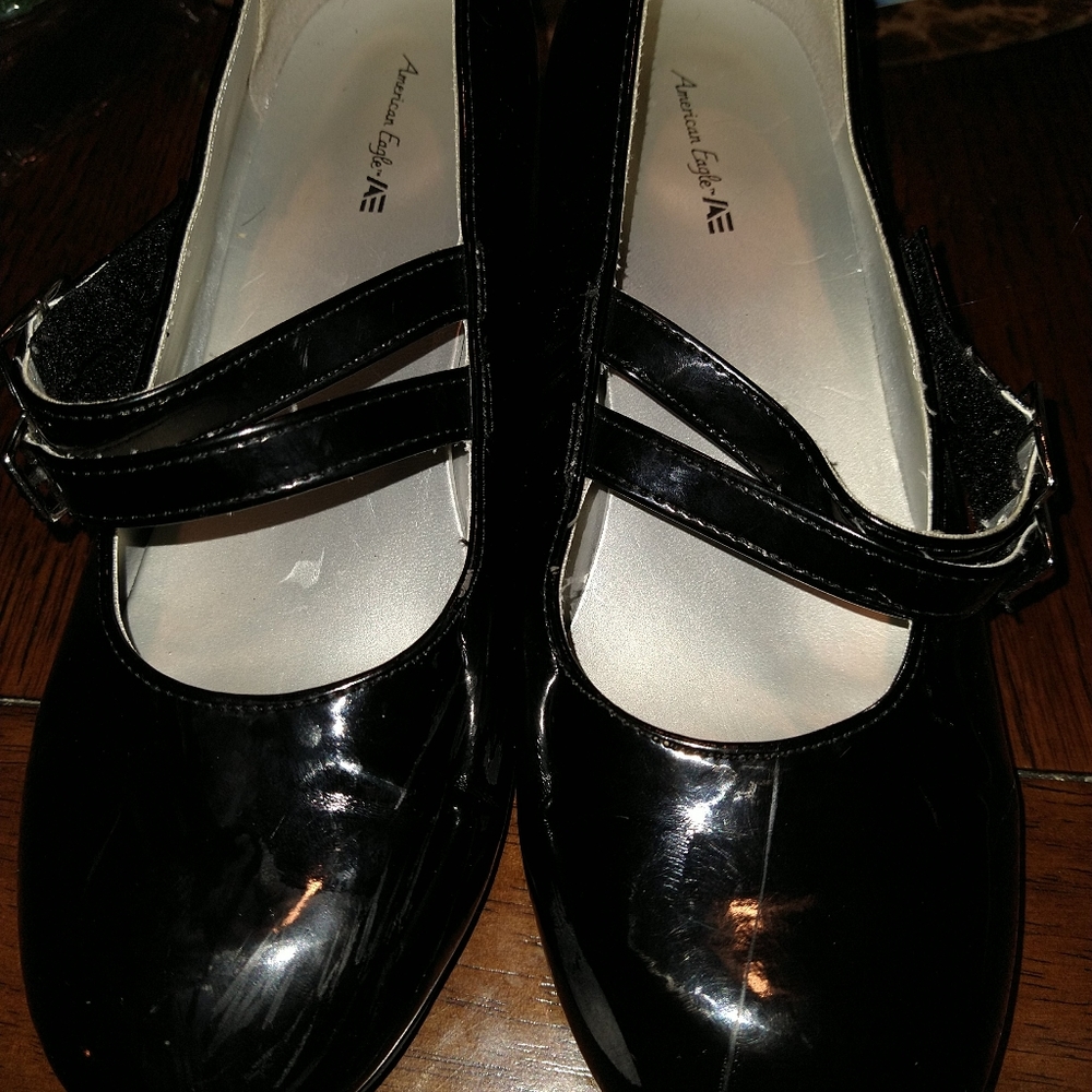 American Eagle Pumps